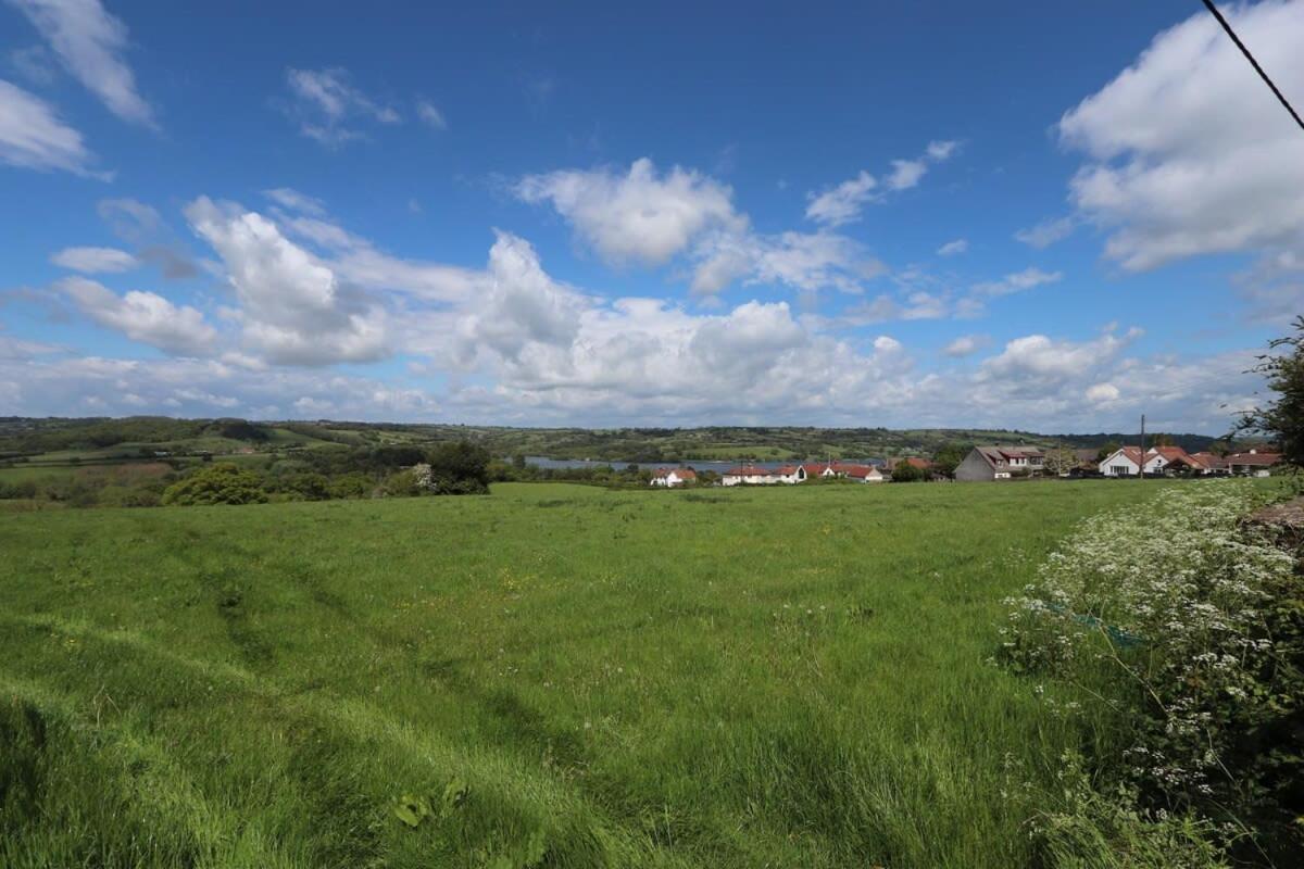 Cosy 1-Bedroom Cottage Next To Combe Lodge Venue Blagdon エクステリア 写真